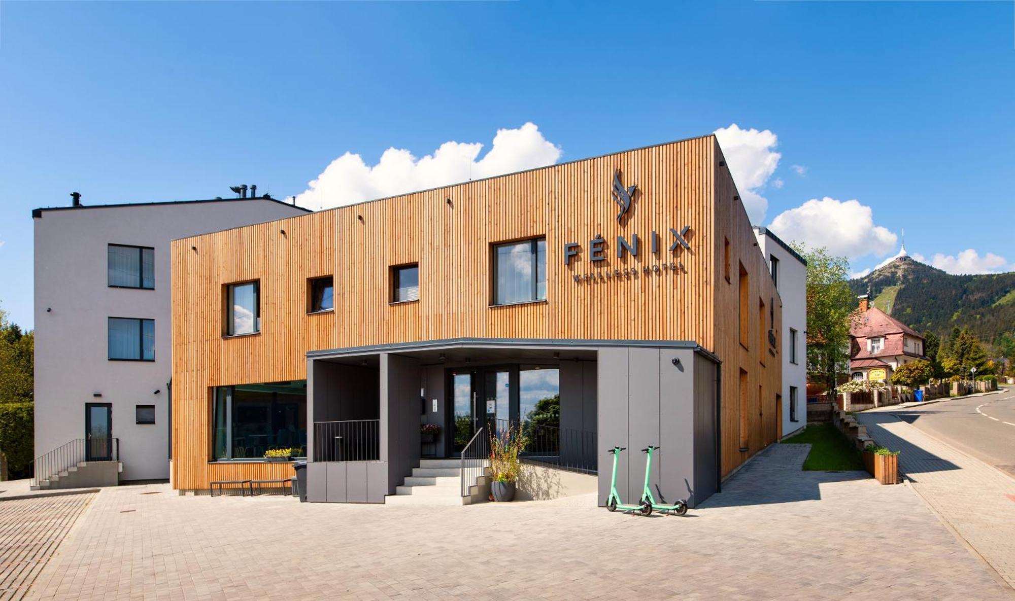 Wellness Hotel Fenix Liberec Bagian luar foto