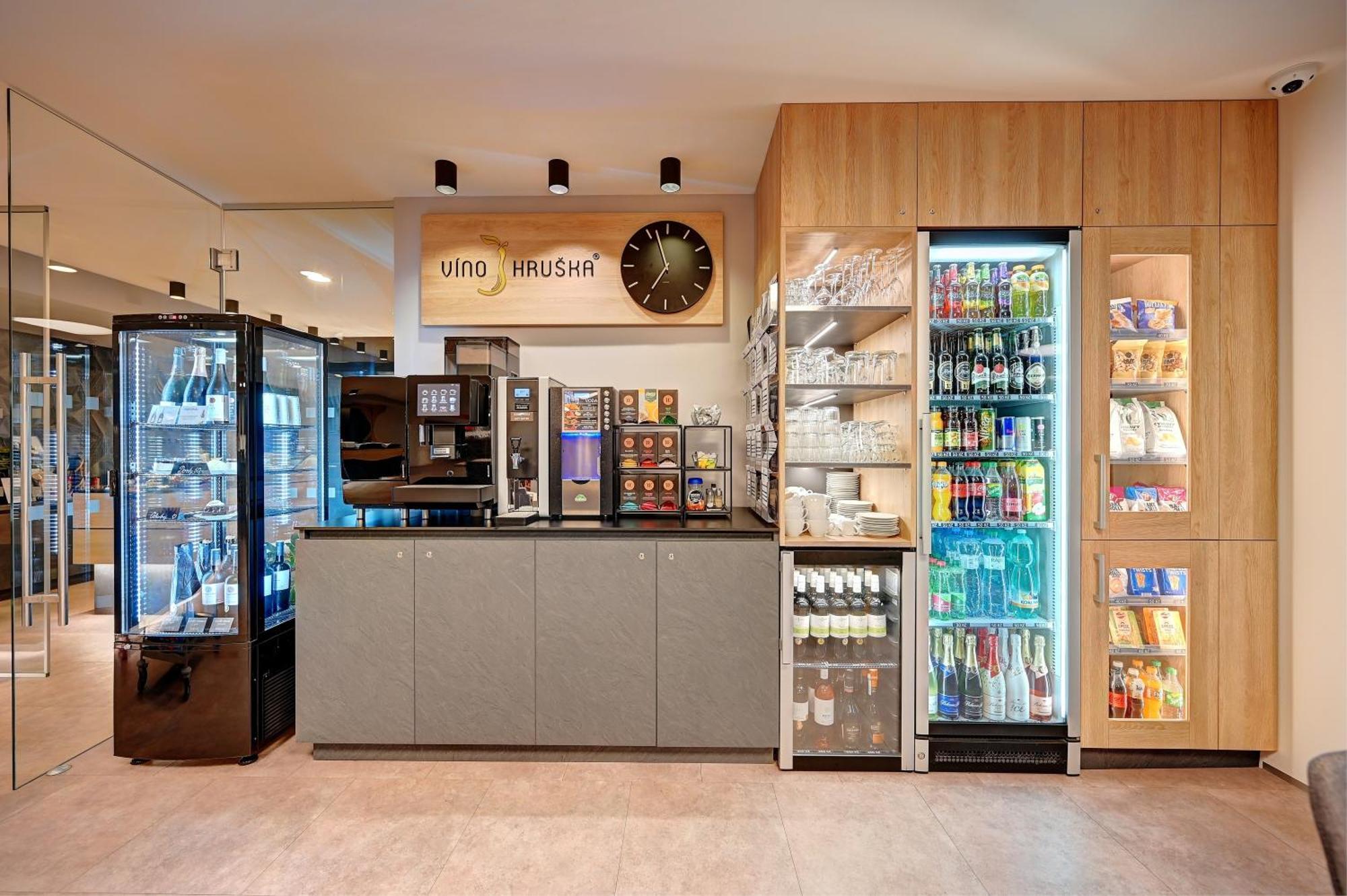 Wellness Hotel Fenix Liberec Bagian luar foto