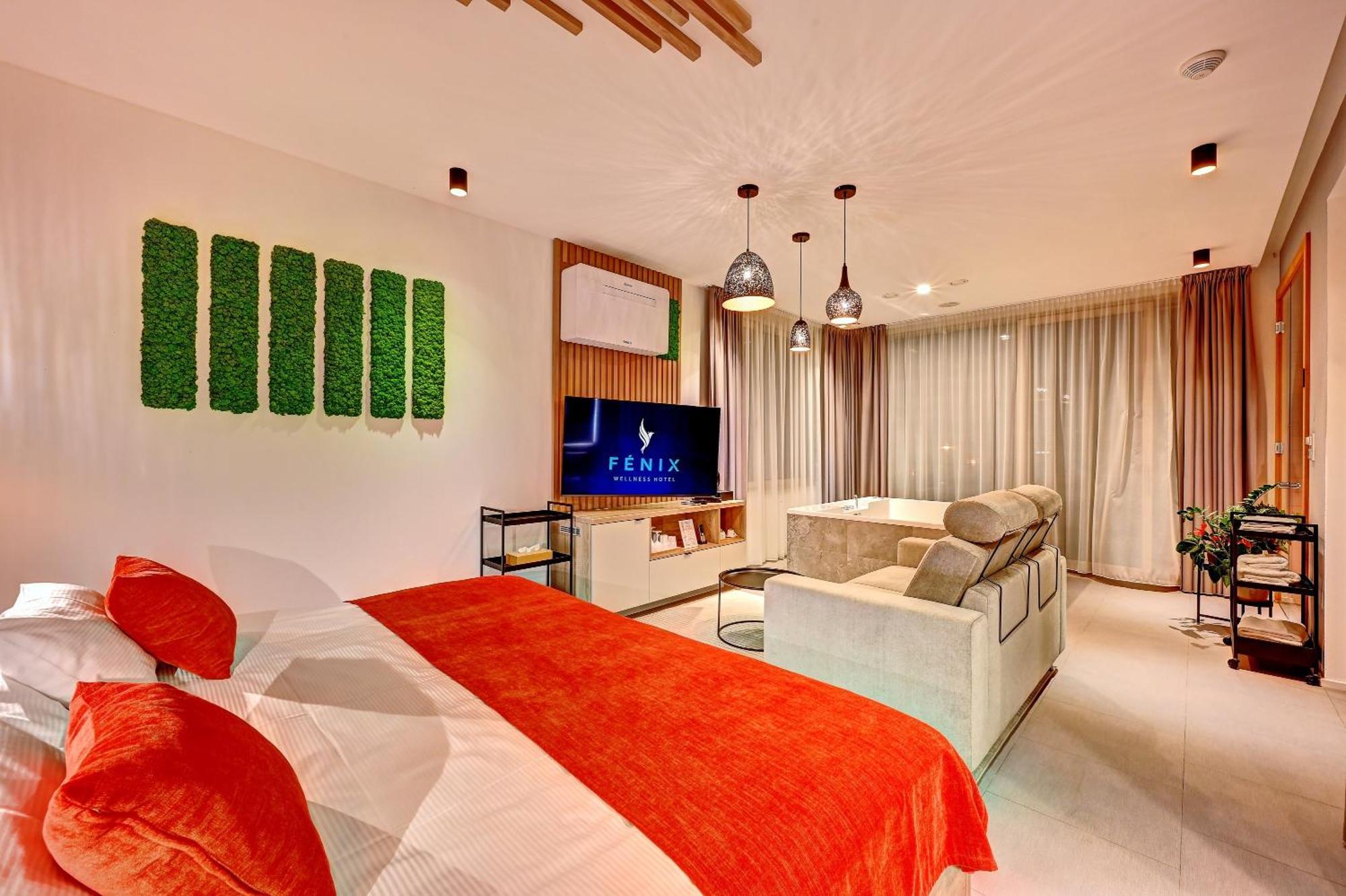 Wellness Hotel Fenix Liberec Bagian luar foto