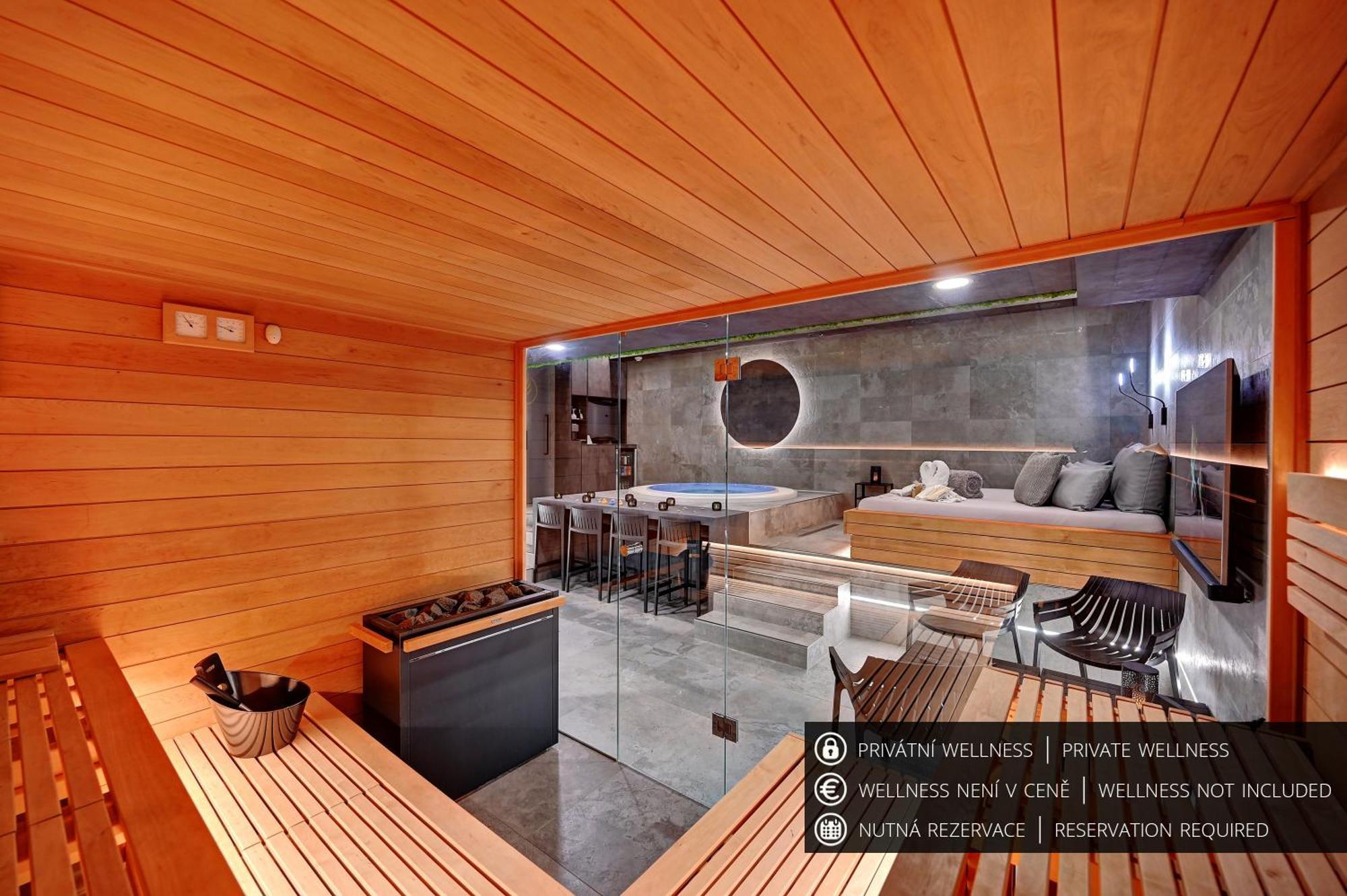 Wellness Hotel Fenix Liberec Bagian luar foto