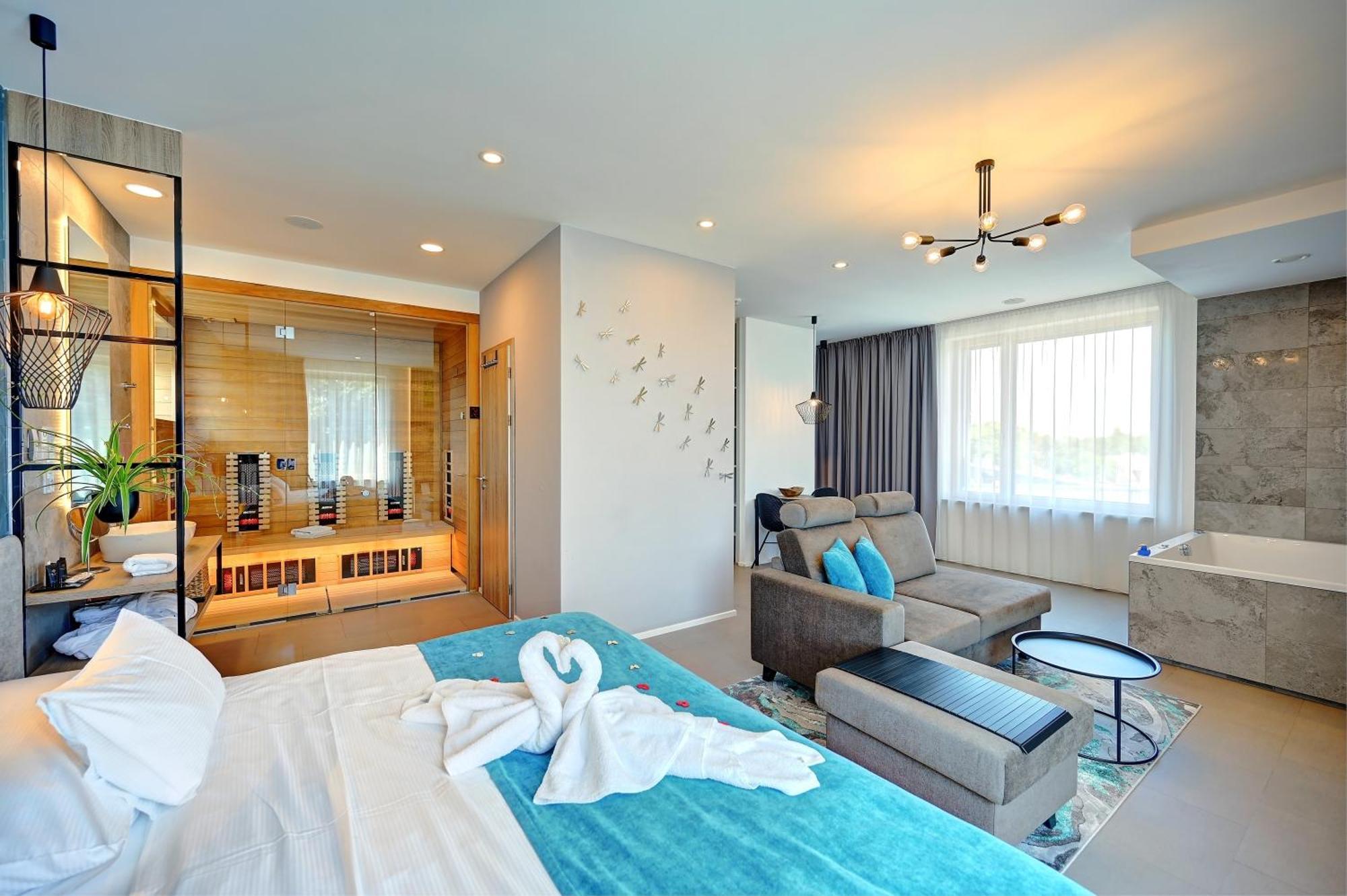 Wellness Hotel Fenix Liberec Bagian luar foto
