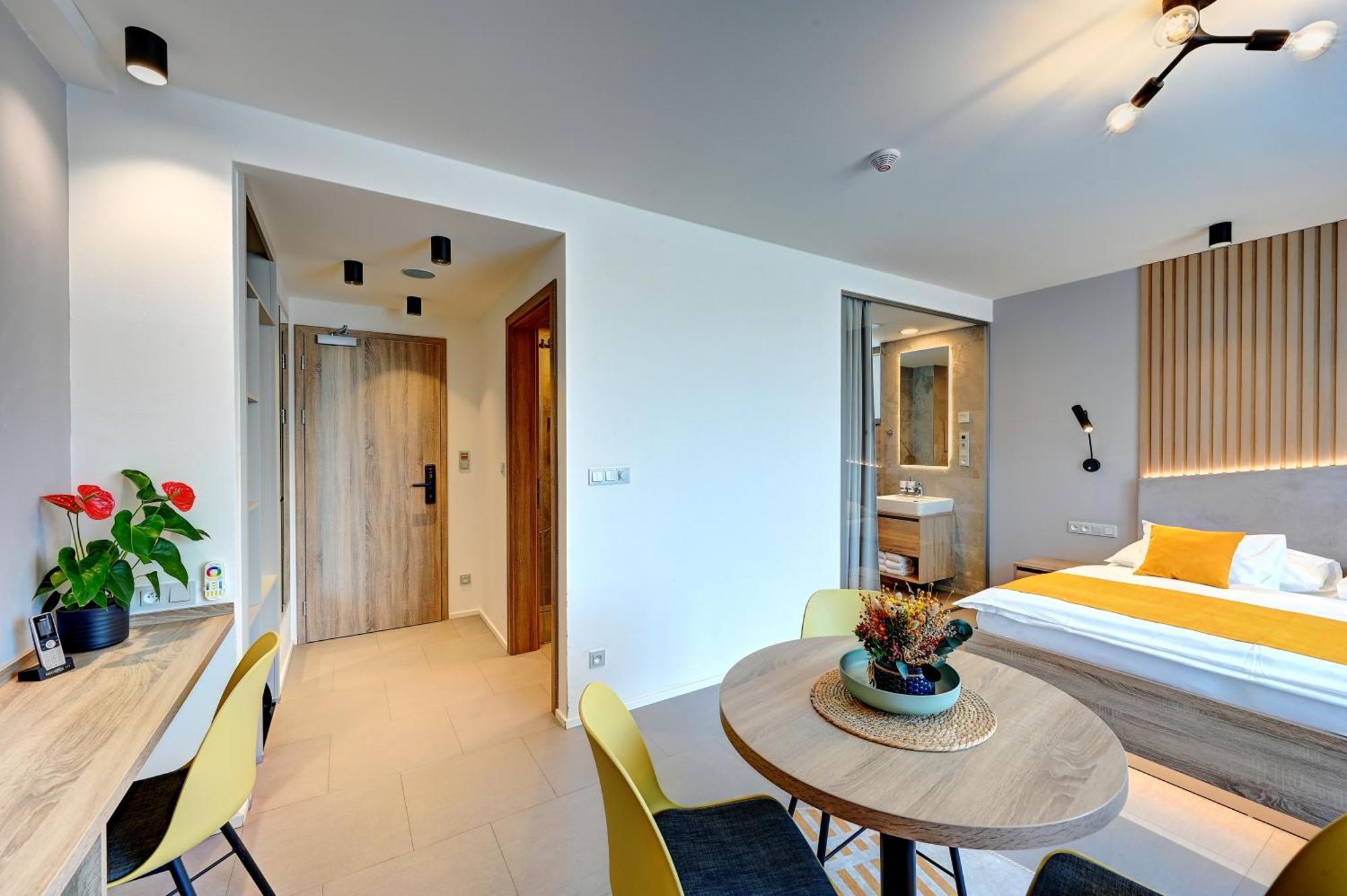 Wellness Hotel Fenix Liberec Ruang foto