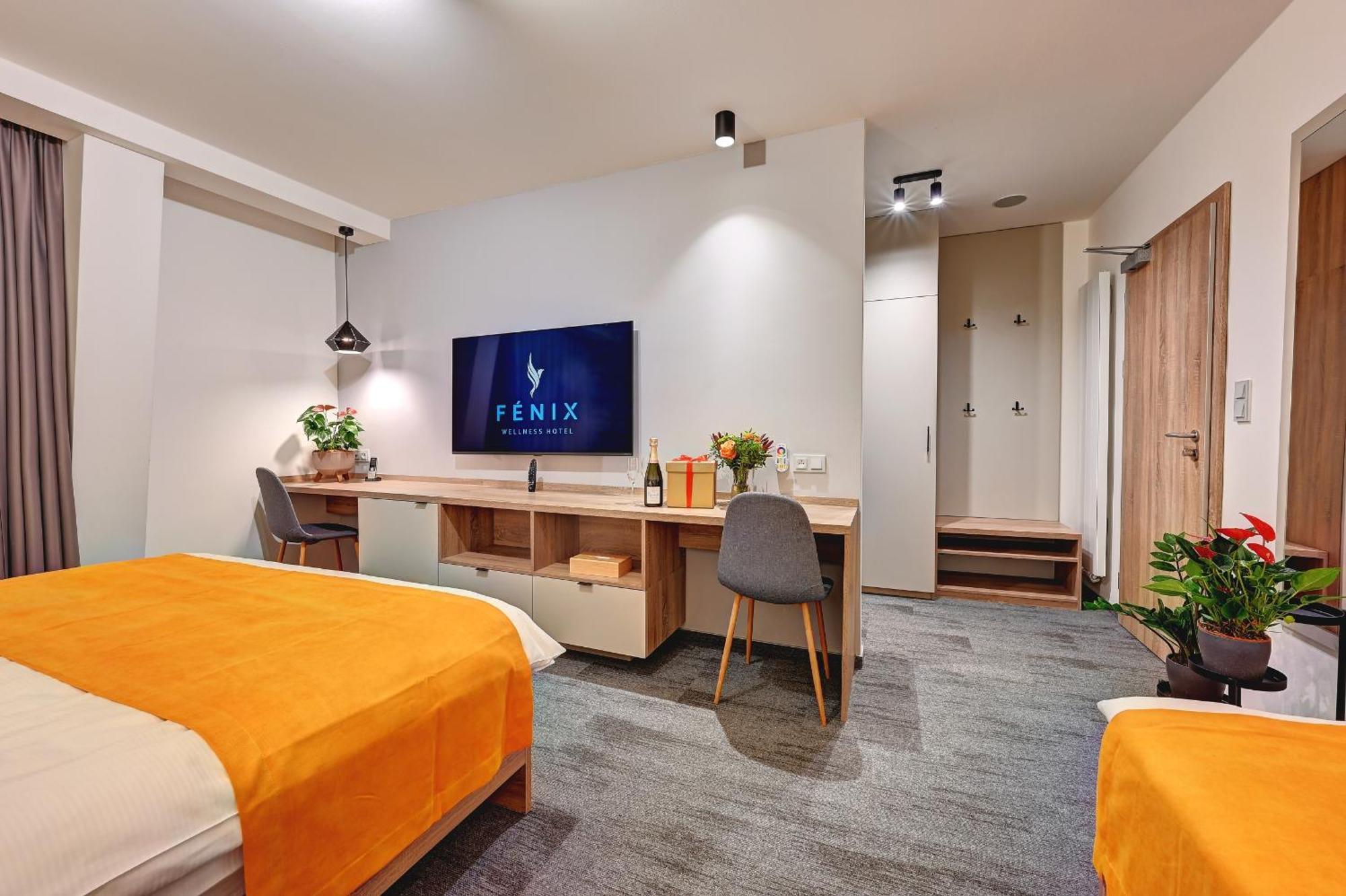 Wellness Hotel Fenix Liberec Ruang foto